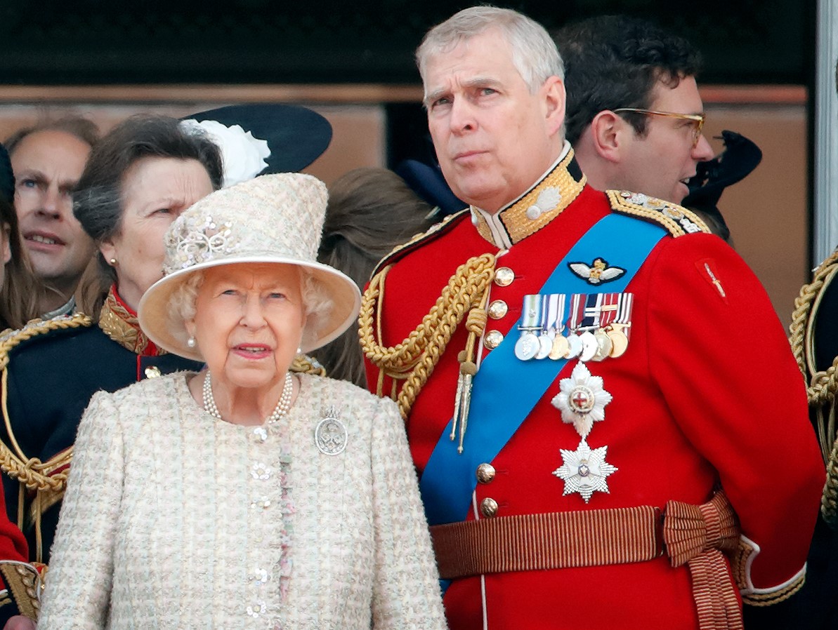  Elizabeth II et le prince Andrew @ Getty Images