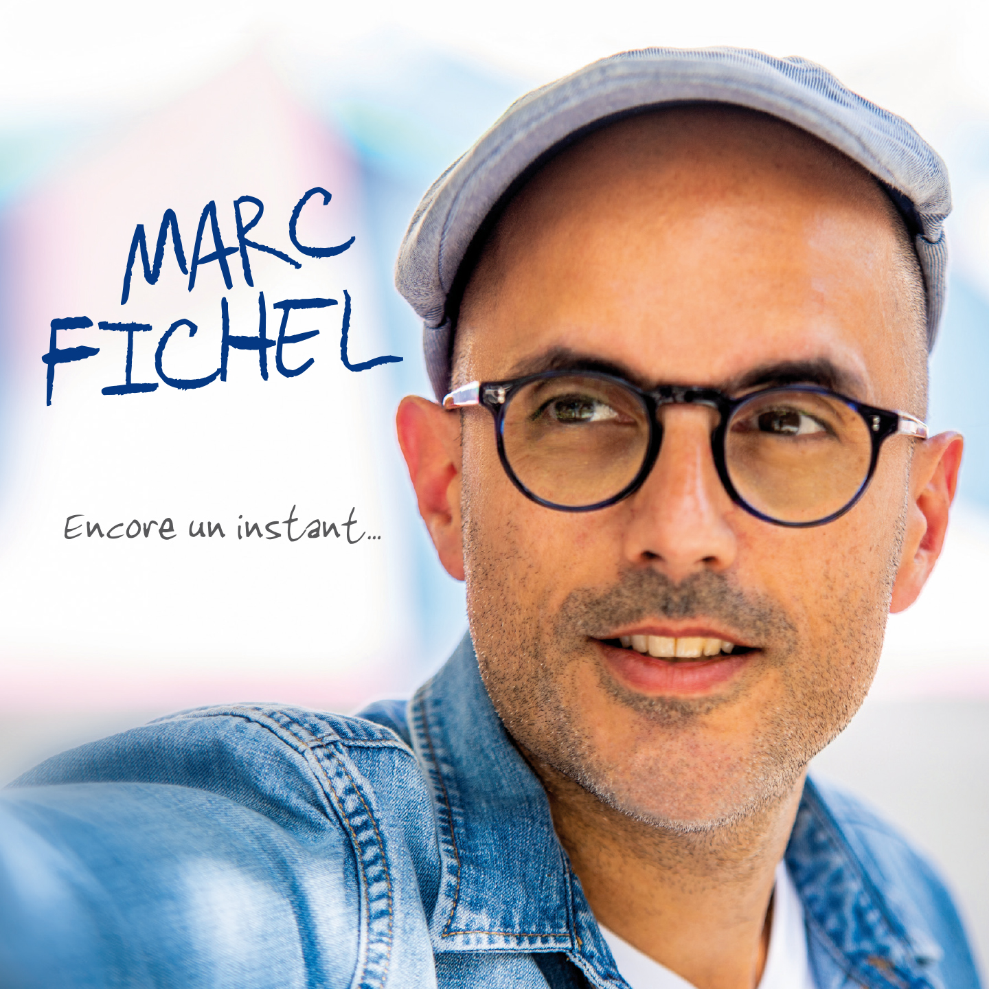 Marc Fichel revient avec un titre joyeux et entêtant La Boite à Musique