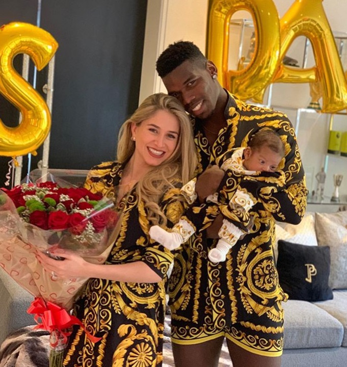  Paul Pogba avec sa femme et son fils @Instagram