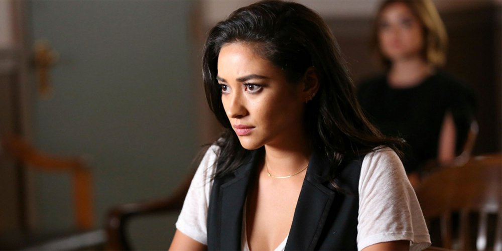 Shay Mitchell : Accusée d’être une mauvaise mère, elle répond du tac-au-tac à ses haters !