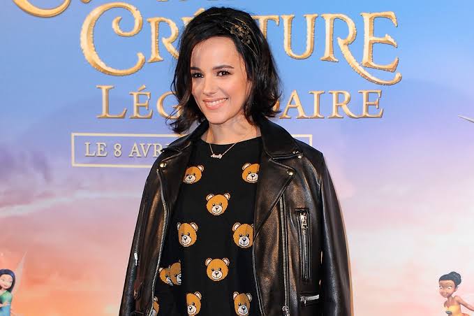 Alizée maman : elle dévoile pour la première fois le visage de sa fille Maggy