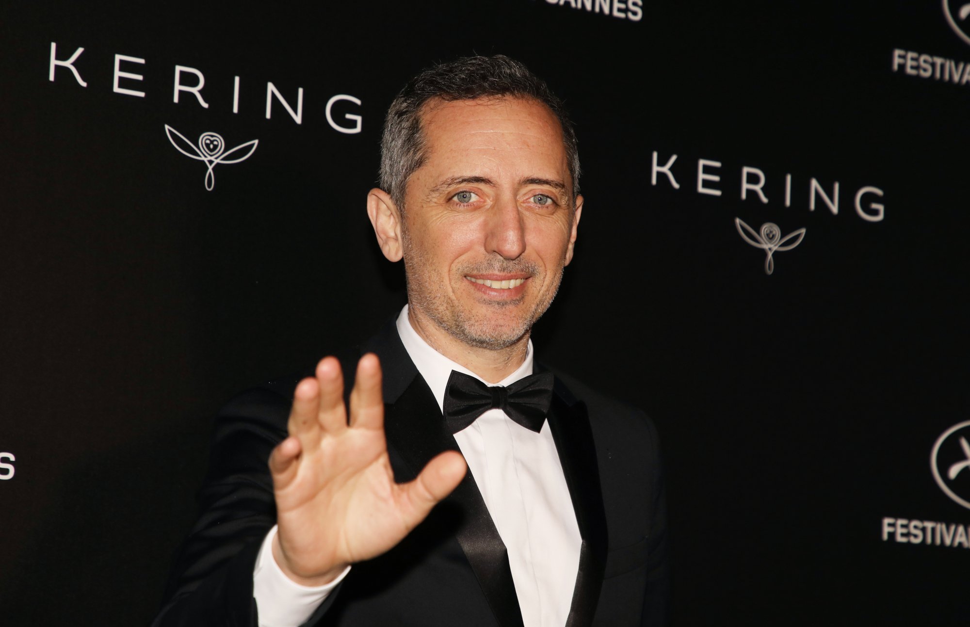 Gad Elmaleh : Sa première fois très particulière à 14 ans