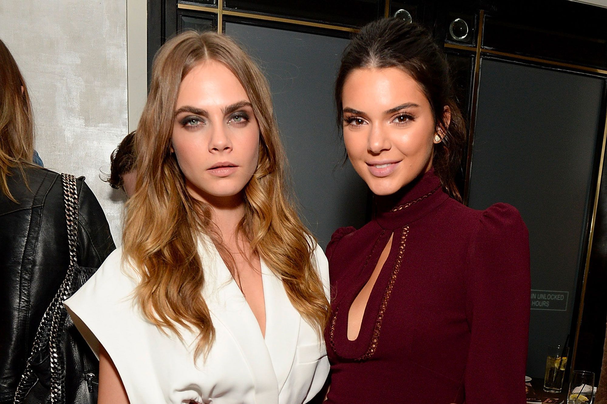 Kendall Jenner et Cara Delevingne métamorphosées pour un projet sexy