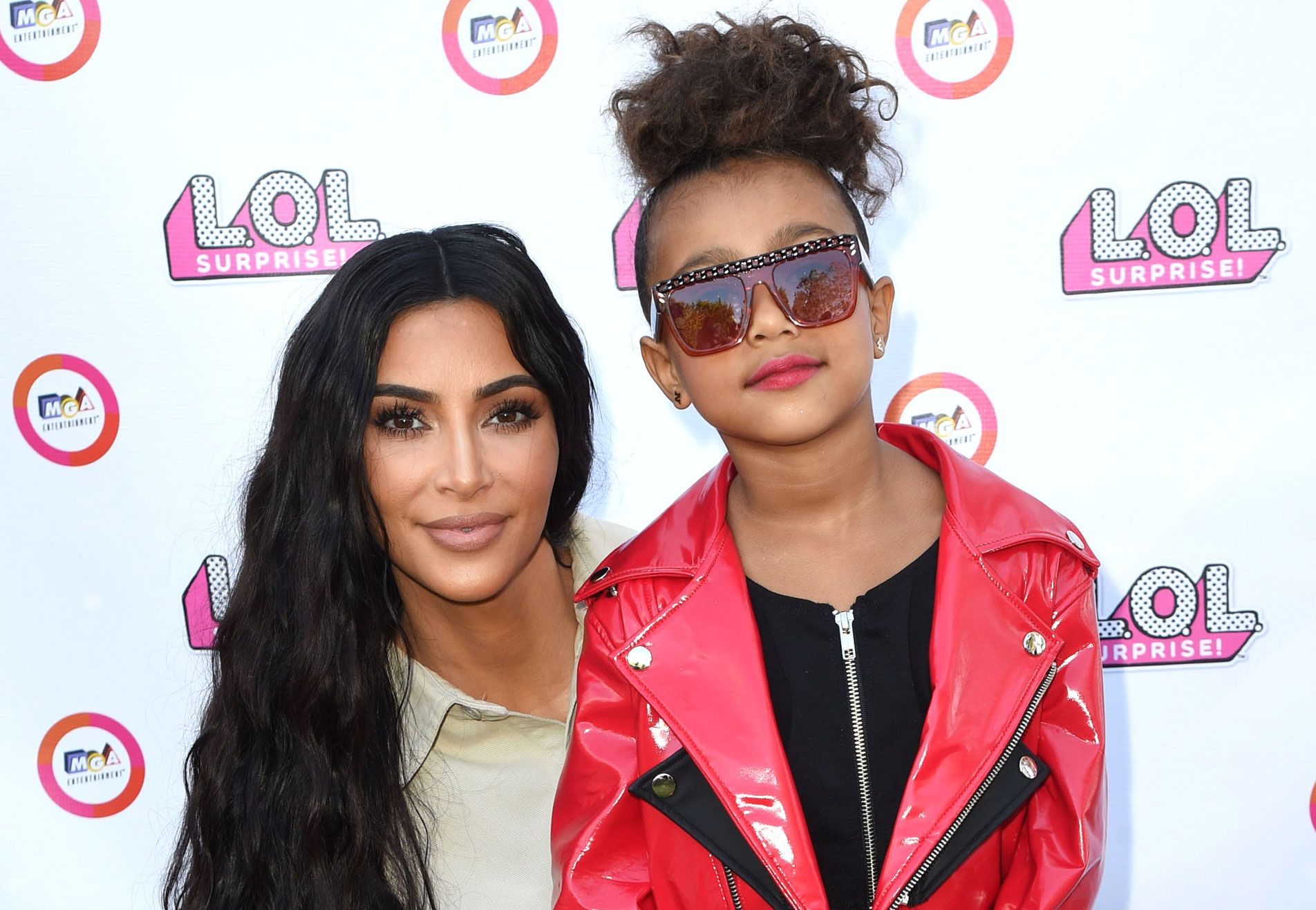Kim Kardashian critiquée : Elle avoue avoir photoshoppé sa fille North !