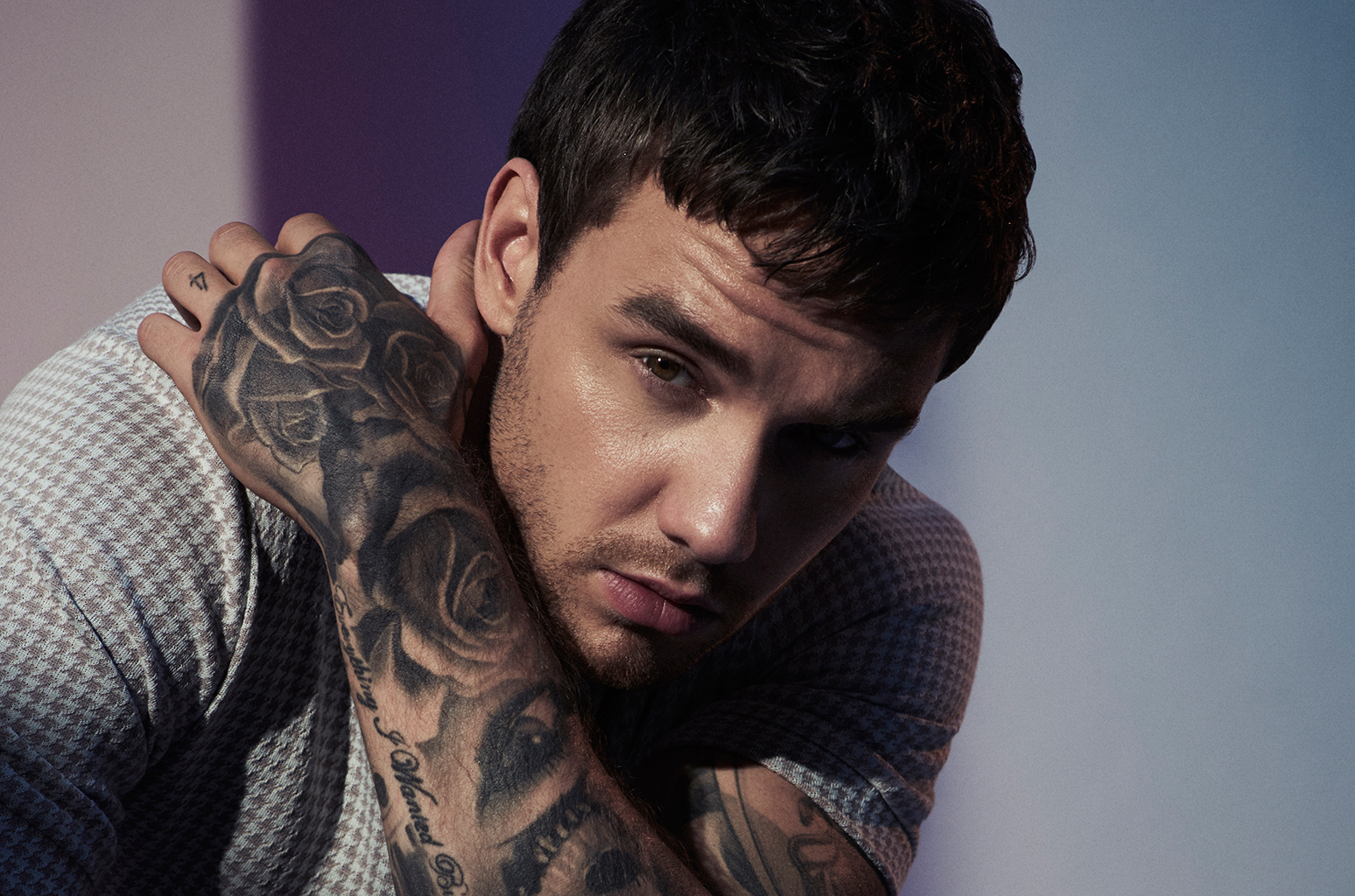 Liam Payne nu dans son lit, une fan fait irruption et lui vole un objet intime !