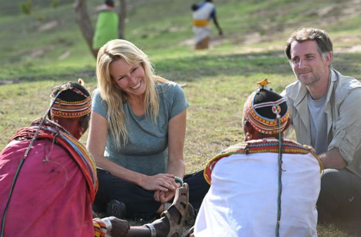 Rendez-vous en terre inconnue : Estelle Lefébure a trouvé l'amour grâce à l'émission