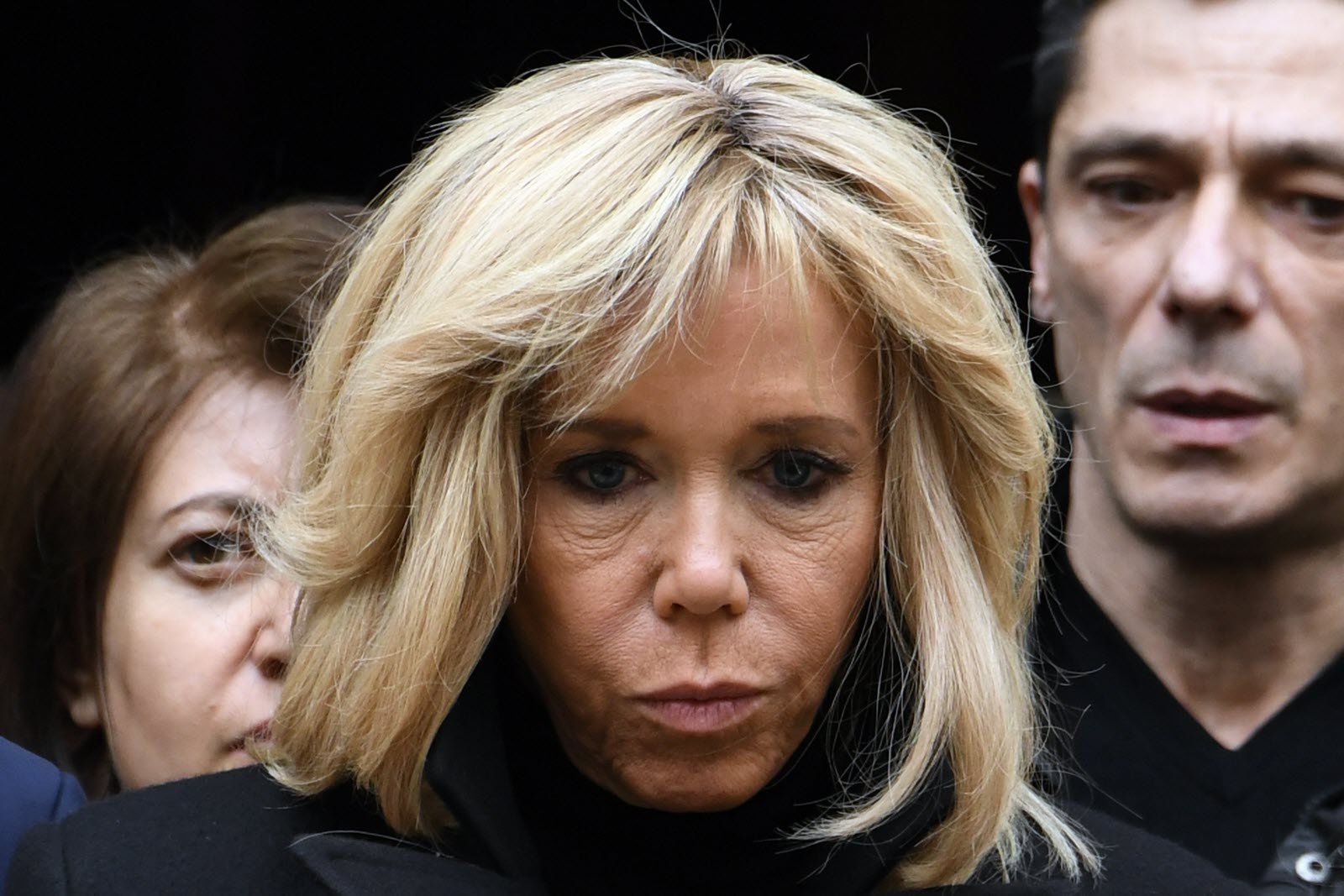 Brigitte Macron, Michelle Obama, Angela Merkel, victimes de violence conjugale ?