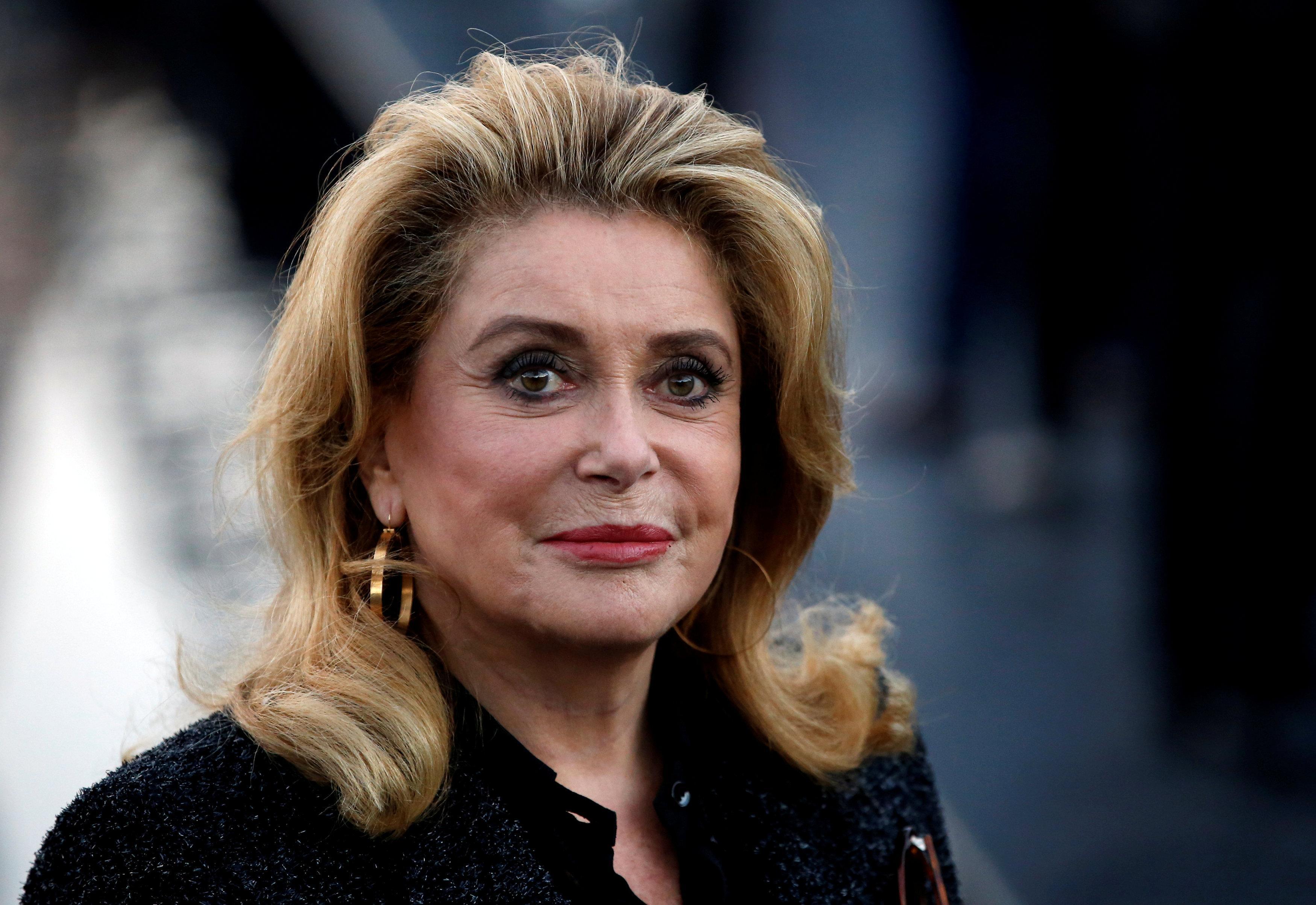 Catherine Deneuve : Convalescence prolongée pour l'actrice après son AVC