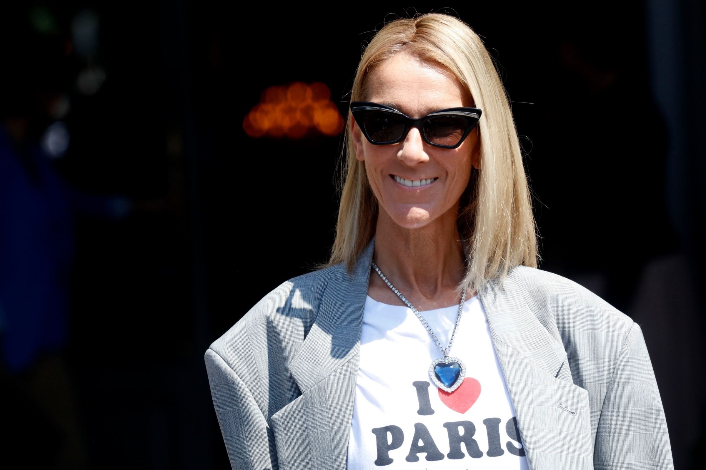 Céline Dion sort le grand jeu pour Tinder