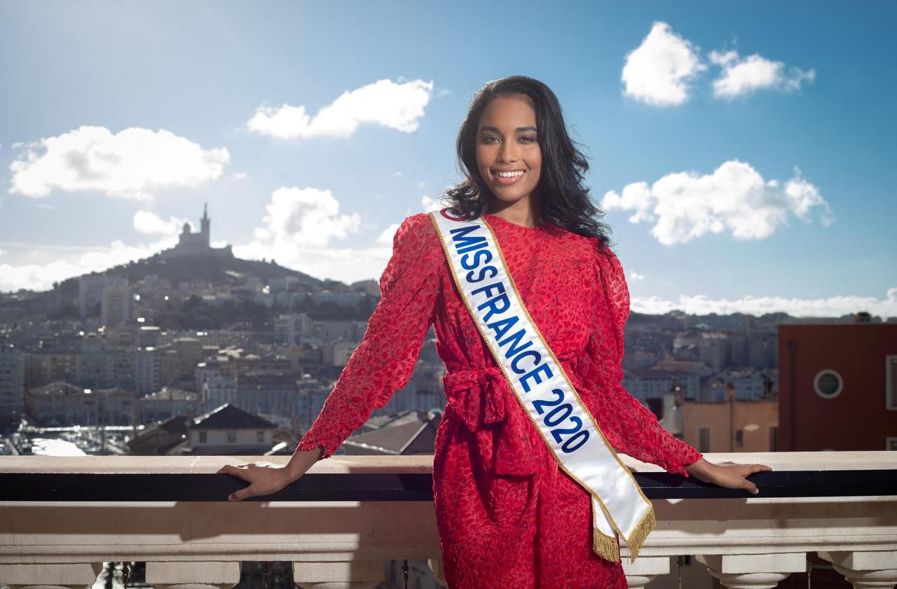  Clémence Botono @ Le Parisien