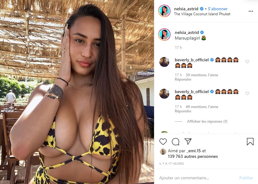 Astrid Nelsia toujours plus hot en bikini