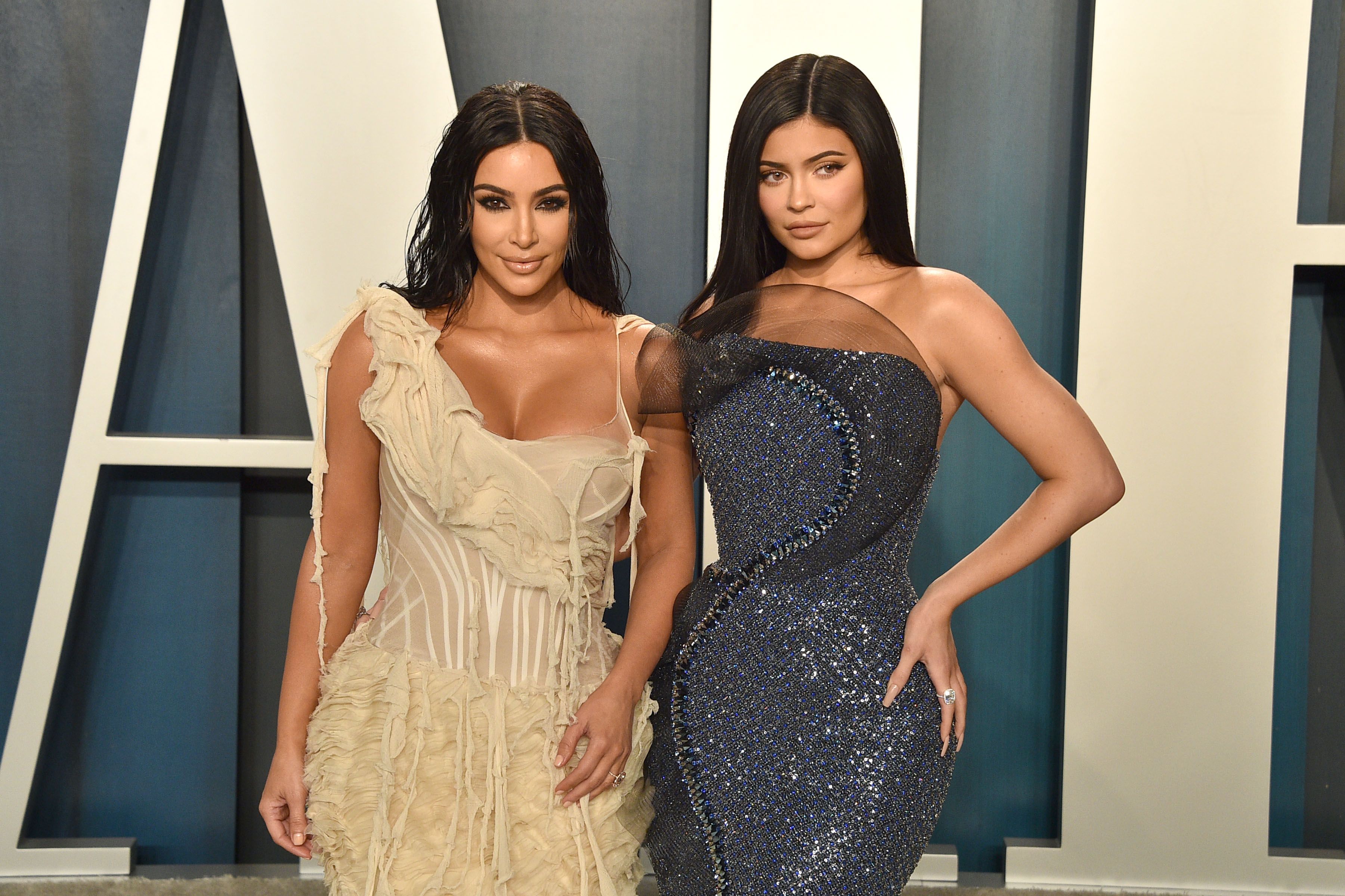 Kim Kardashian et Kylie Jenner : Situation (très) gênante pour les sœurs aux Oscars !