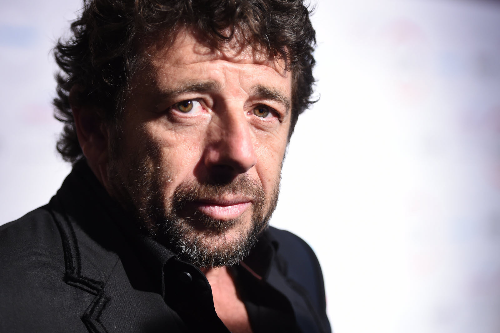 Patrick Bruel séparé de sa compagne Clémence... et en couple avec une nouvelle femme ?