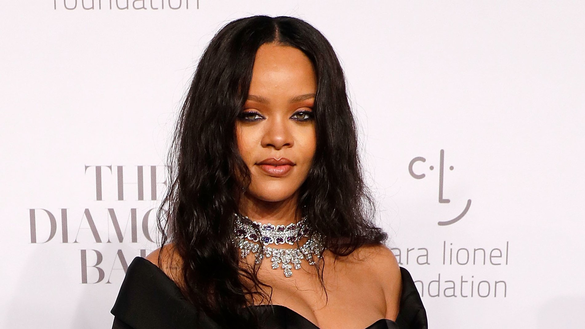 Rihanna : Plusieurs clientes portent plainte contre sa marque de lingerie