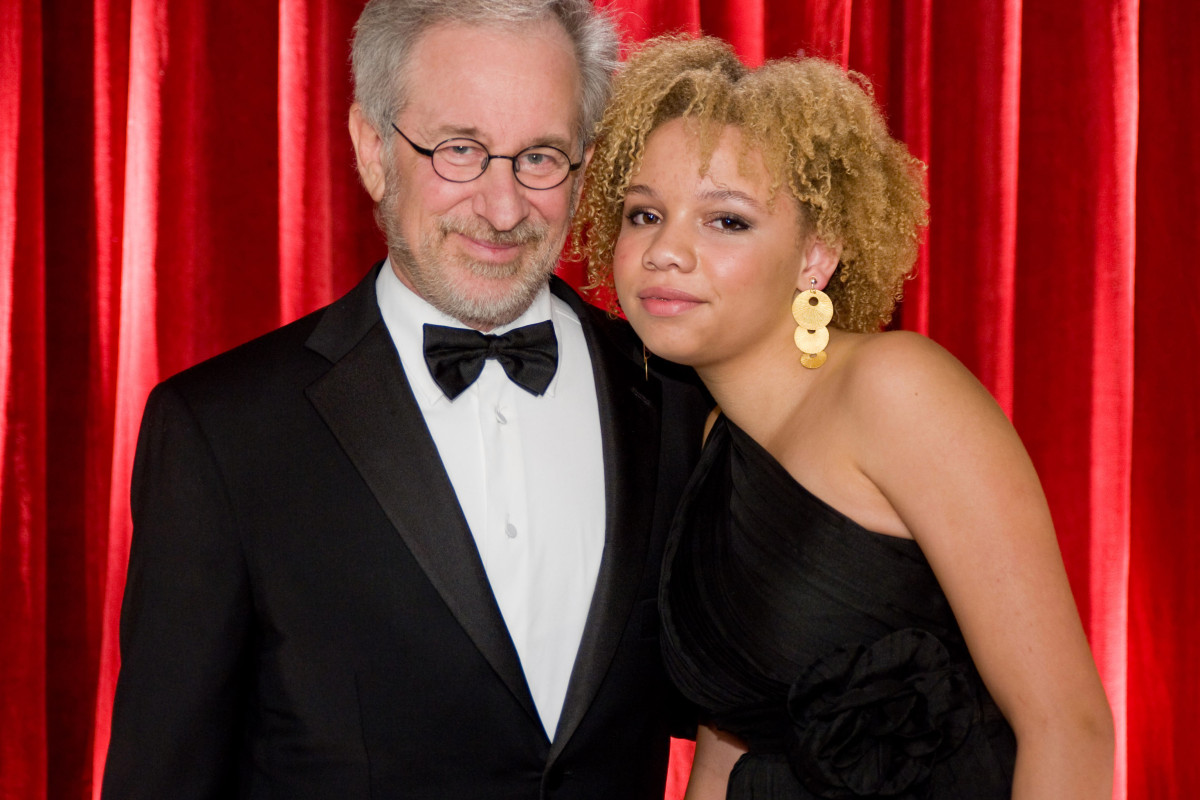 Steven Spielberg : Sa fille débute une carrière dans la pornographie !