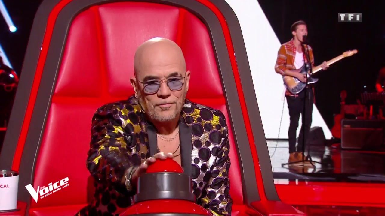 The Voice : Pourquoi Pascal Obispo est-il toujours bloqué par tous les coachs