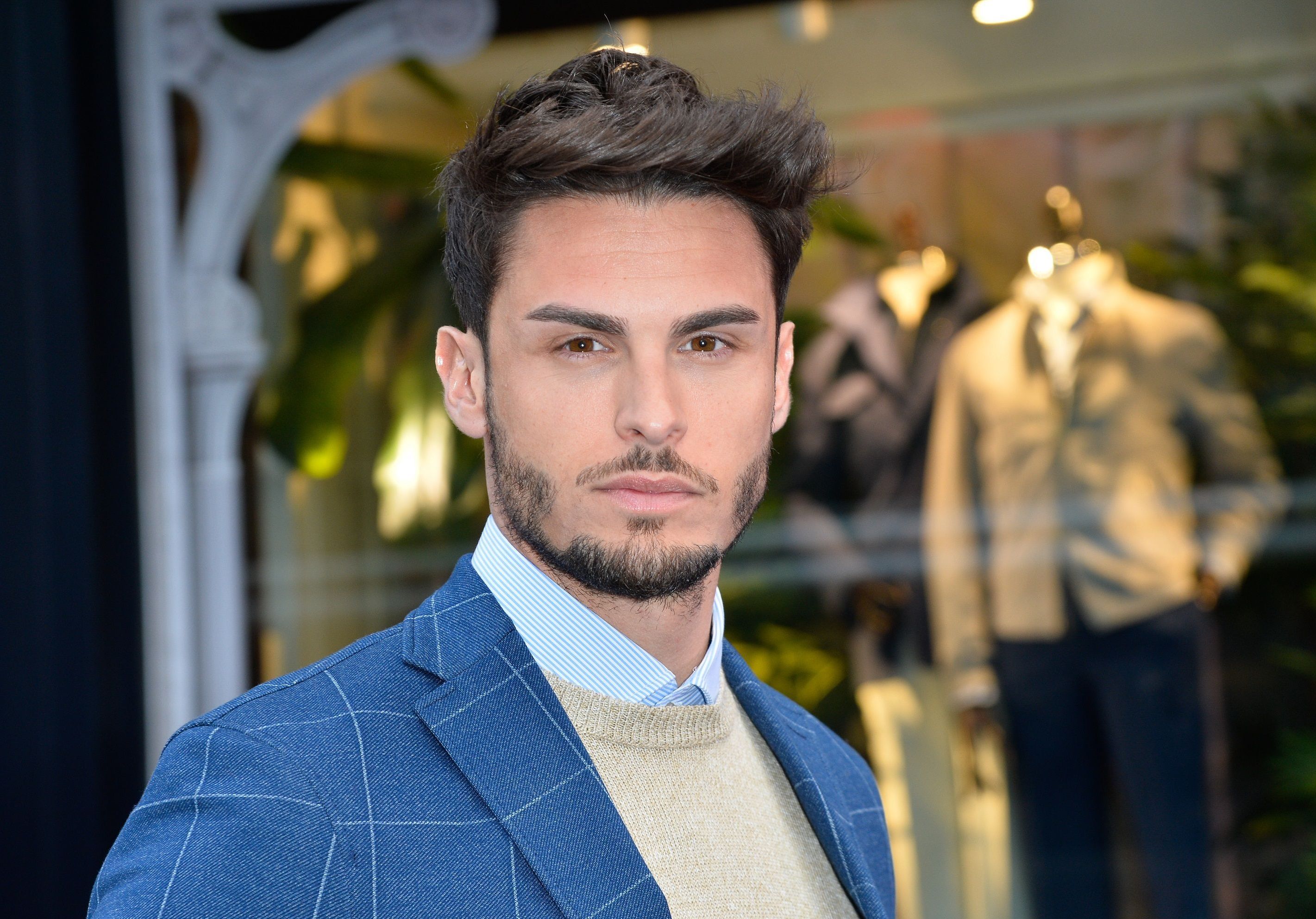 Baptiste Giabiconi en colère contre les attaques homophobes : « Vous me dégoûtez »