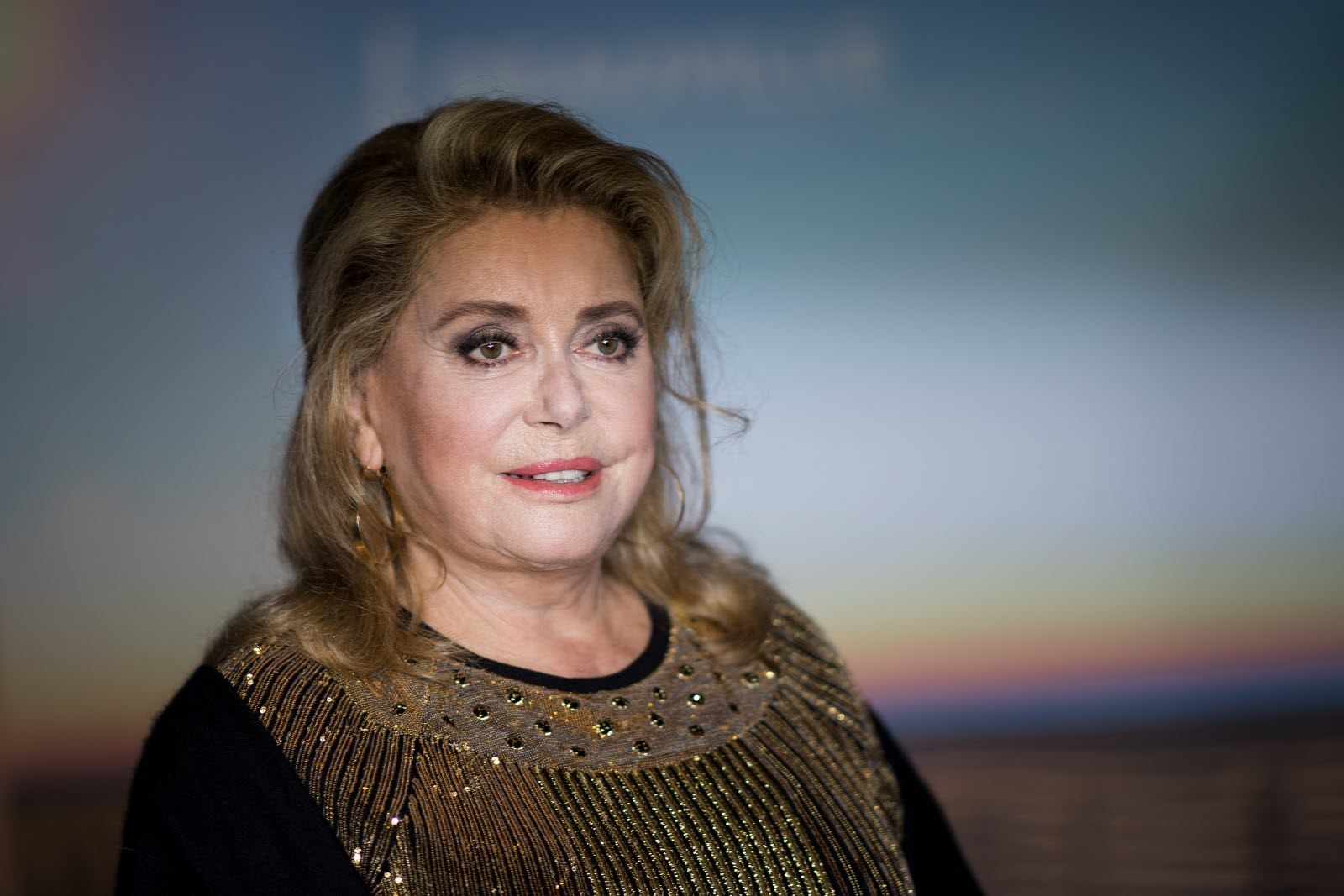 Catherine Deneuve victime d'un AVC : Le tournage de son prochain film encore reporté ?