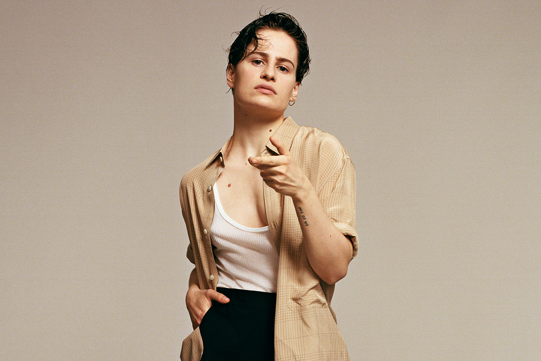 Christine and the Queens évoque la mort de sa mère et sa difficile année 2019