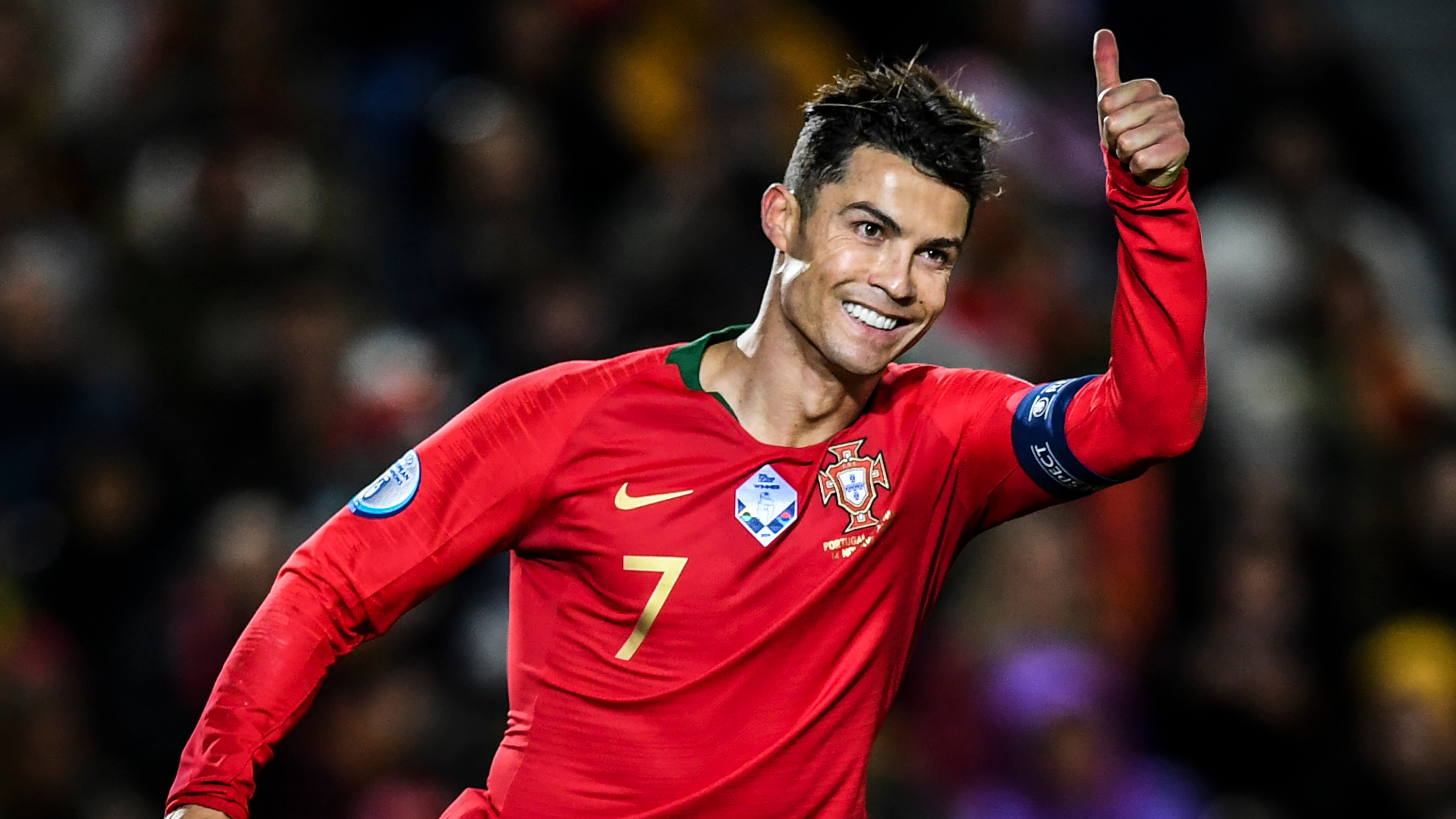 Coronavirus : Cristiano Ronaldo fait un incroyable don aux hôpitaux