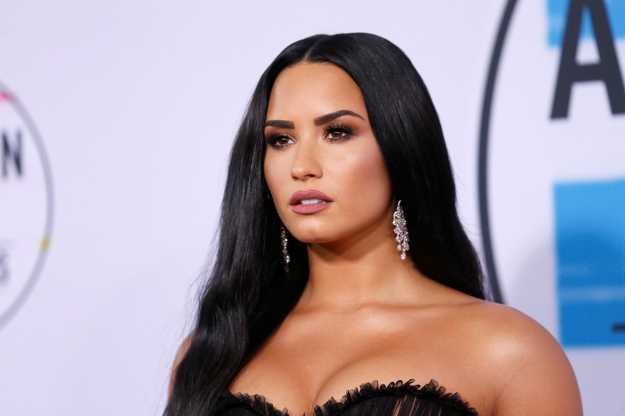 Demi Lovato évoque sa rechute : &quot;Je n'ai pas obtenu l'aide dont j'avais besoin&quot;