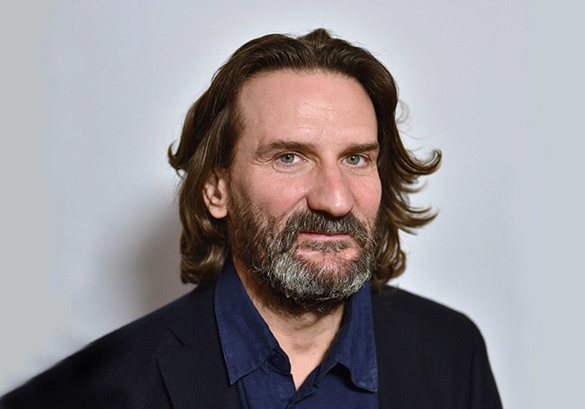 Frédéric Beigbeder tacle Florence Foresti : « Elle se prend pour une grande intellectuelle »