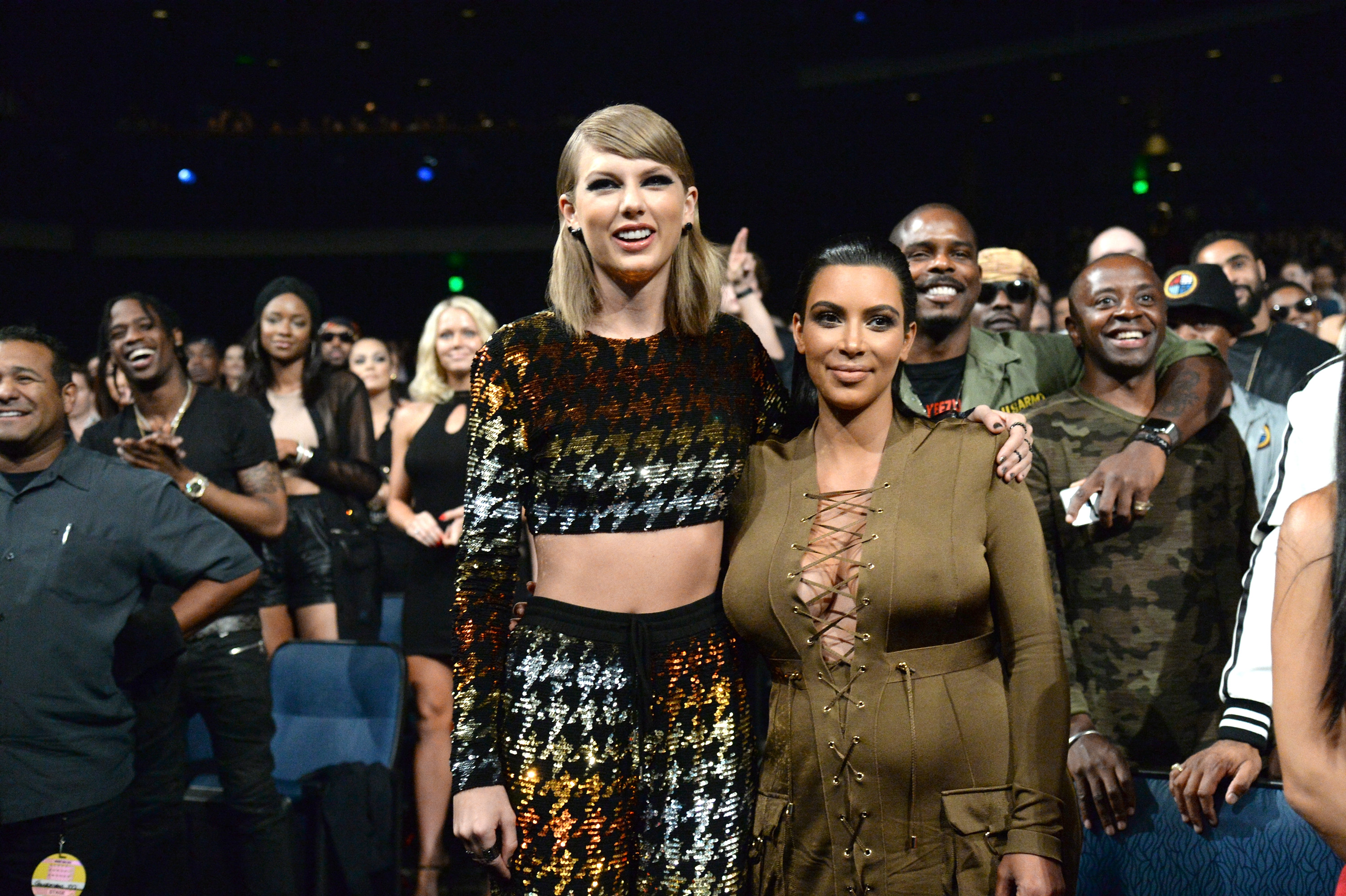 Kim Kardashian défend Kanye West en assurant que Taylor Swift est une menteuse