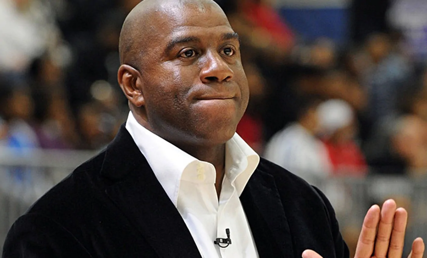 Magic Johnson : L'ancienne star du basket liée à un trafic de médicaments pour le coronavirus