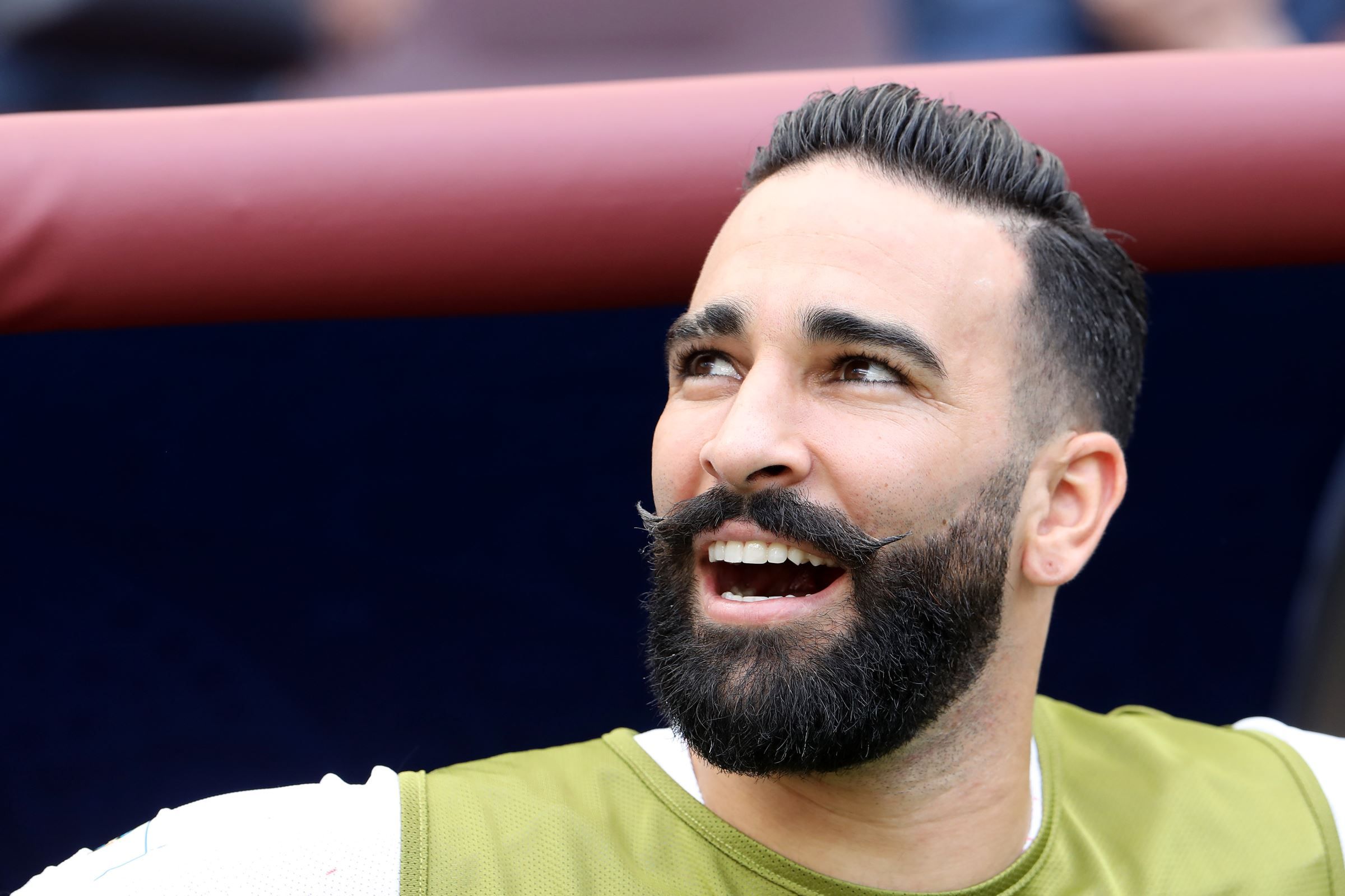 Adil Rami confiné en Russie : Le footballeur est complètement perdu !