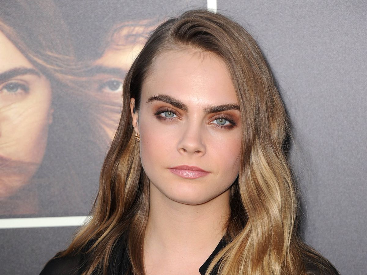 Cara Delevingne : Confinée, elle balance son numéro de téléphone sur Instagram !