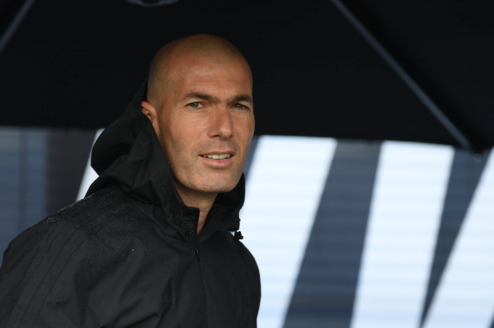 Zidane, Guillaume Canet… Quand les stars participent à une tombola exceptionnelle !
