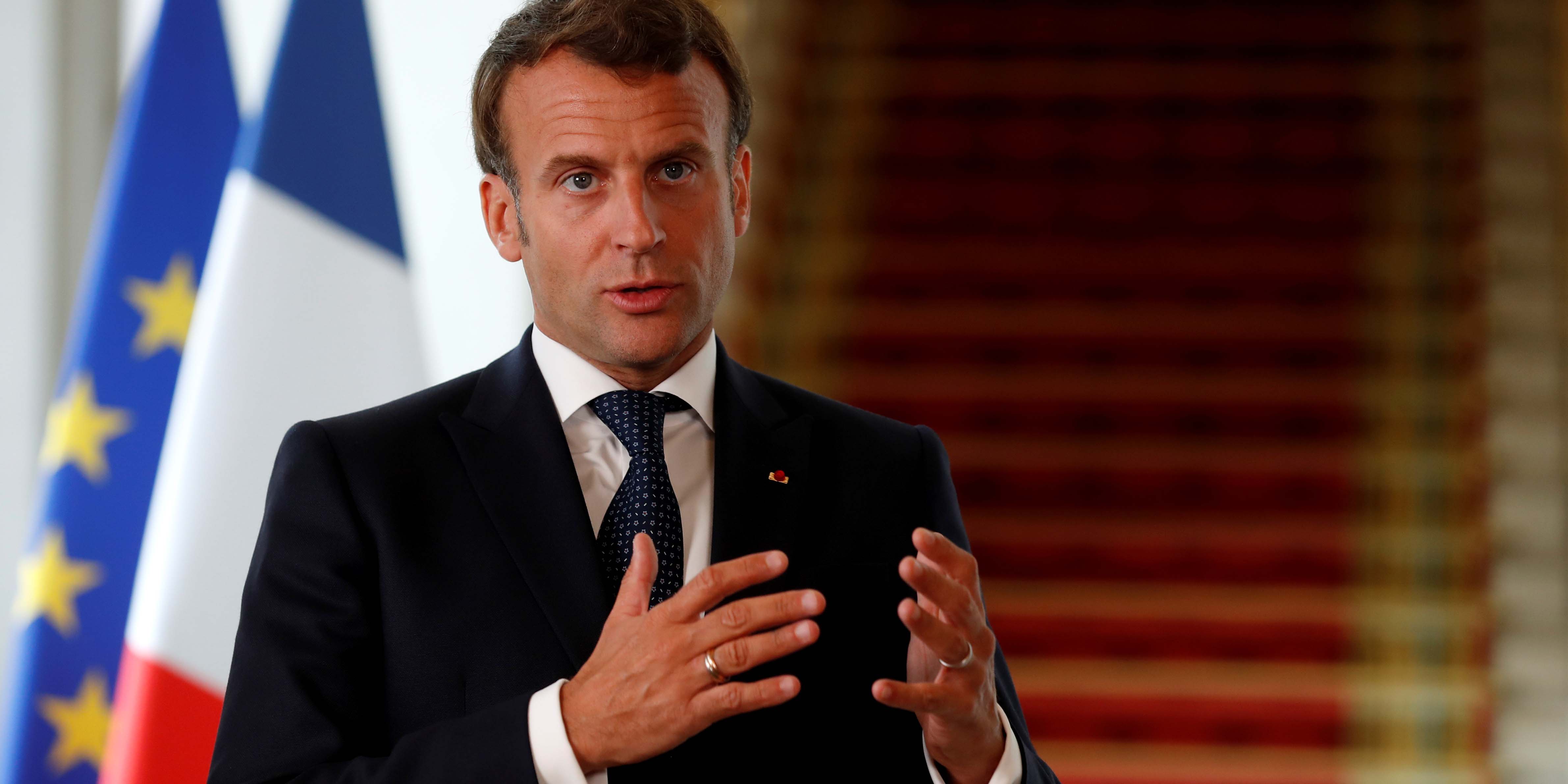 Emmanuel Macron : Pourquoi sa comparaison avec Robinson Crusoé fait polémique
