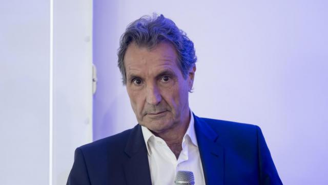 Jean-Jacques Bourdin tacle Didier Raoult : &quot;Il n’a pas eu la politesse de répondre à mes messages&quot;