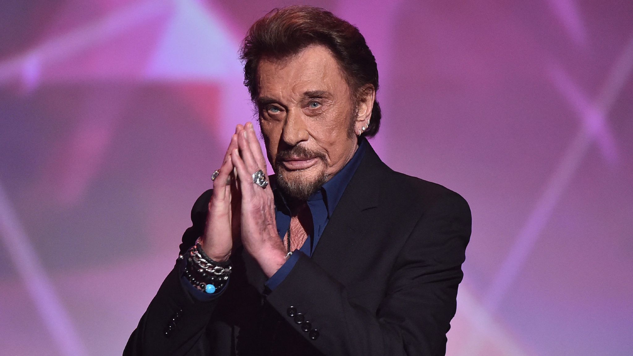 Johnny Hallyday : Découvrez un extrait de la chanson inédite du rockeur !