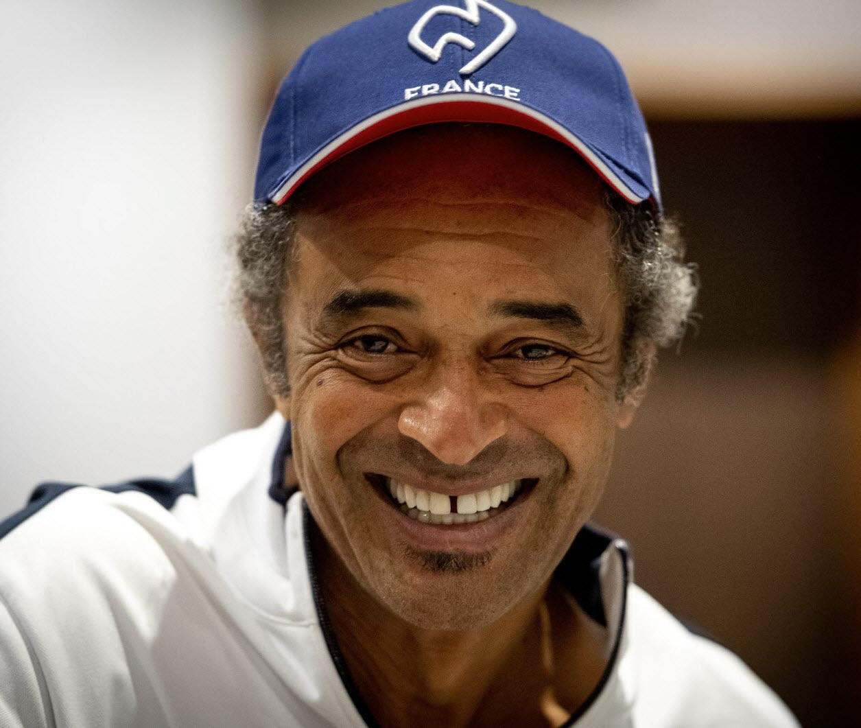 Yannick Noah loin de ses enfants pour ses 60 ans : Il reporte sa &quot;teuf&quot;