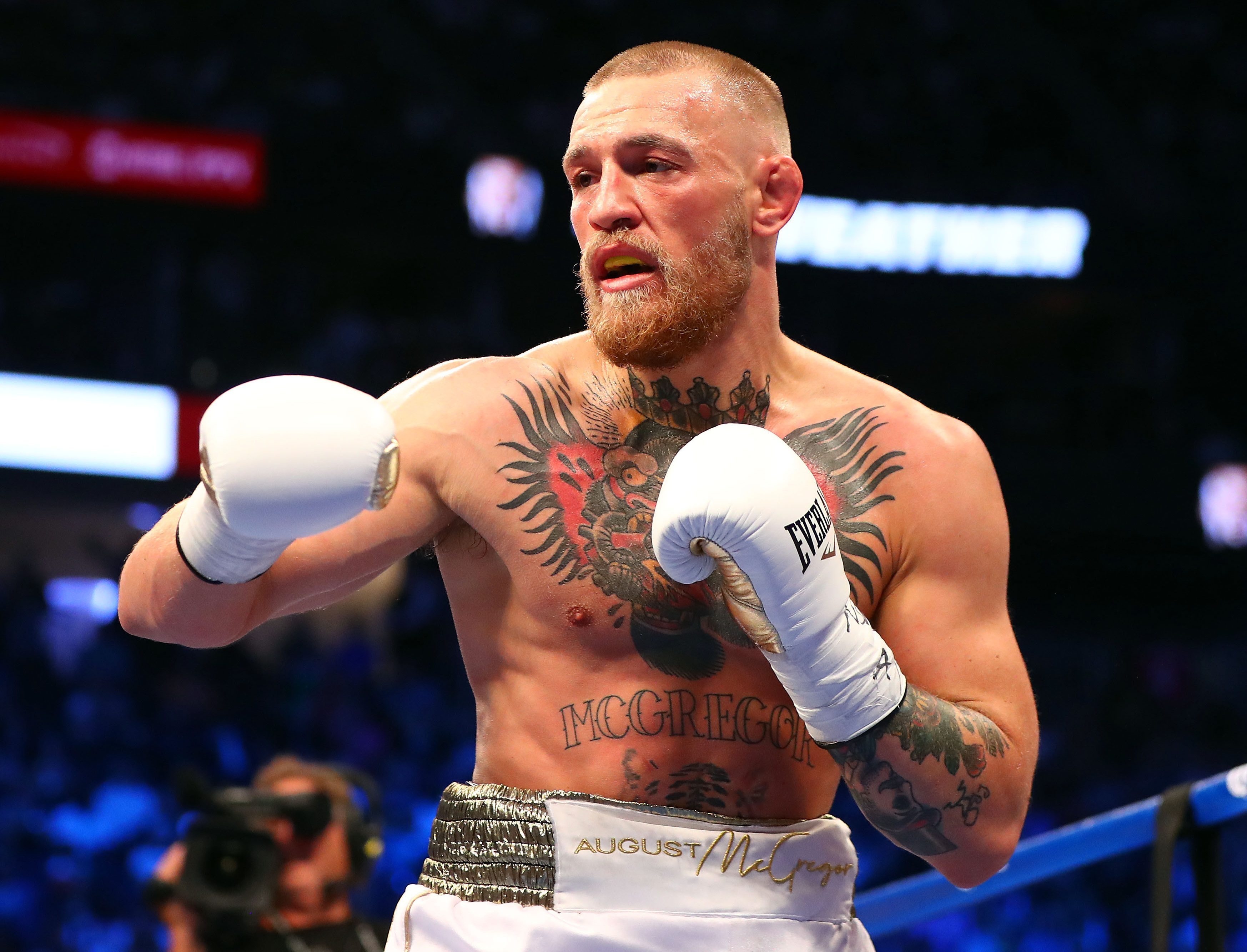 Conor McGregor : la star des arts martiaux mixtes prend sa retraite !