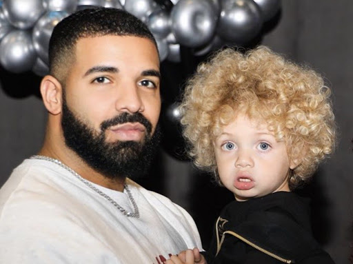 Drake dévoile une rare photo de son fils Adonis