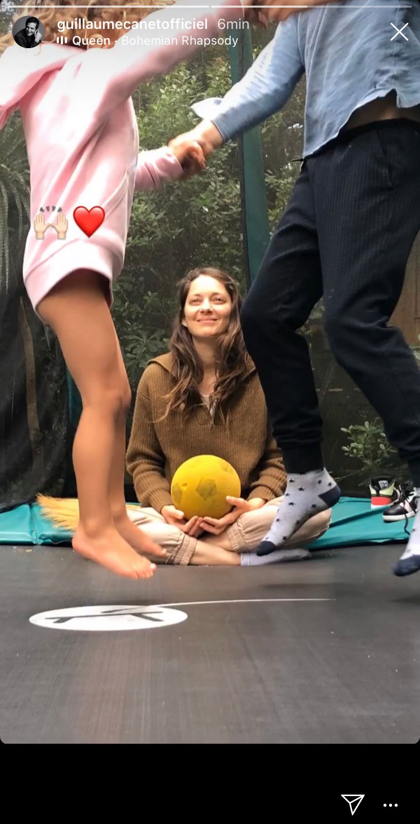 Guillaume Canet : Il dévoile une rare photo de Marion Cotillard et leurs enfants pour la fête des mères