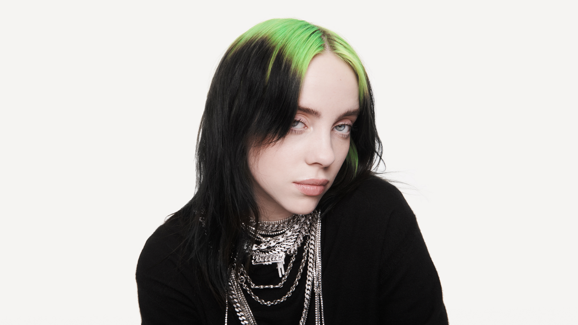 Billie Eilish prend position contre les artistes accusés d’agressions sexuelles