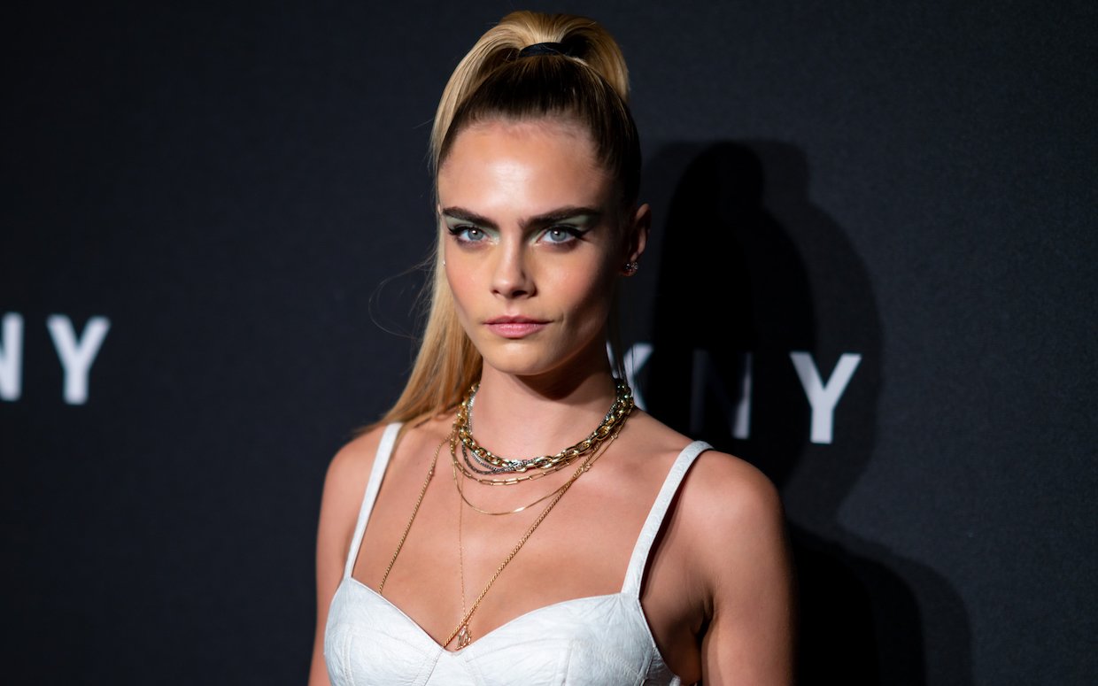 Cara Delevingne prête à en finir avec le célibat ? Un proche répond