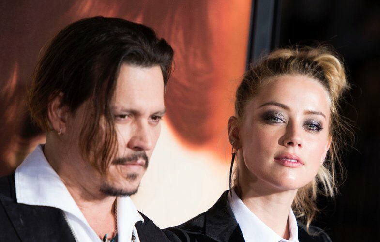 Johnny Depp reconnaît avoir mis un coup de tête &quot;accidentel&quot; à son ex-femme Amber Heard