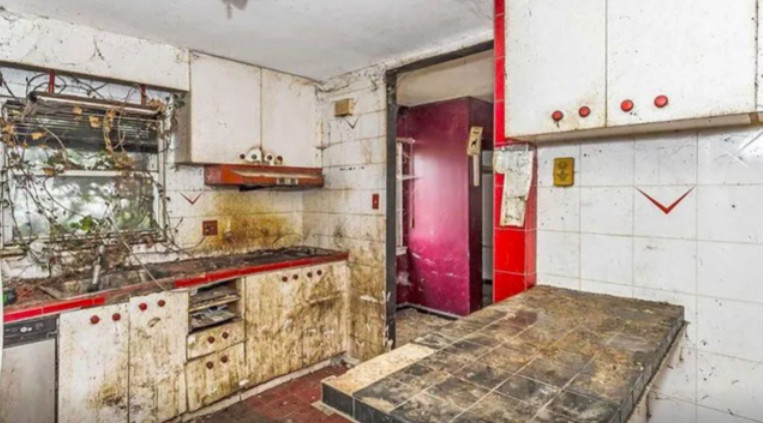 New York : Une maison complètement délabrée en vente pour… 738 000 euros !