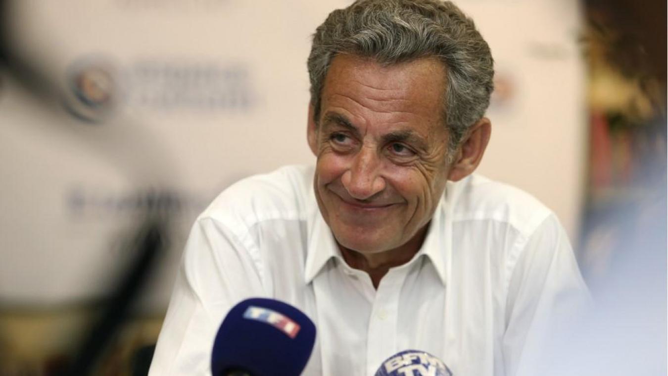 "Si tu reviens j'annule tout" : Nicolas Sarkozy rétablit enfin la vérité sur son célèbre SMS