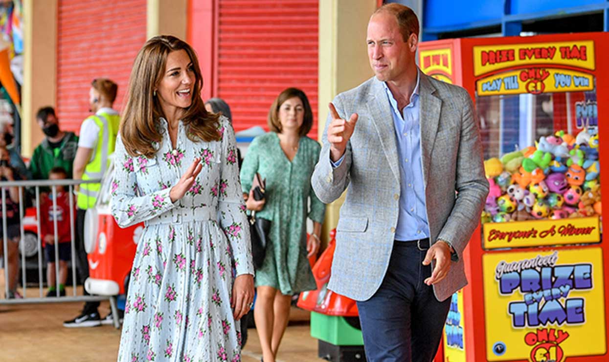  Kate Middleton et le prince William en visite officielle @BestImage