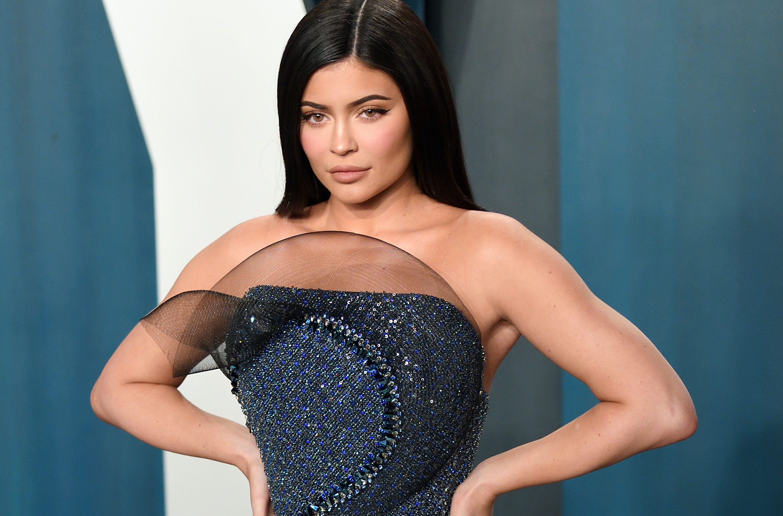 Kylie Jenner : Décolleté XXL et robe incendiaire pour Vogue