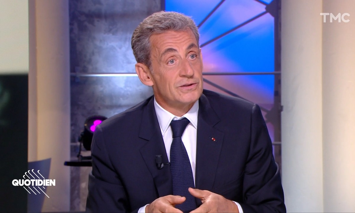 Nicolas Sarkozy fait un parallèle entre "singes" et "nègres" et choque la toile !