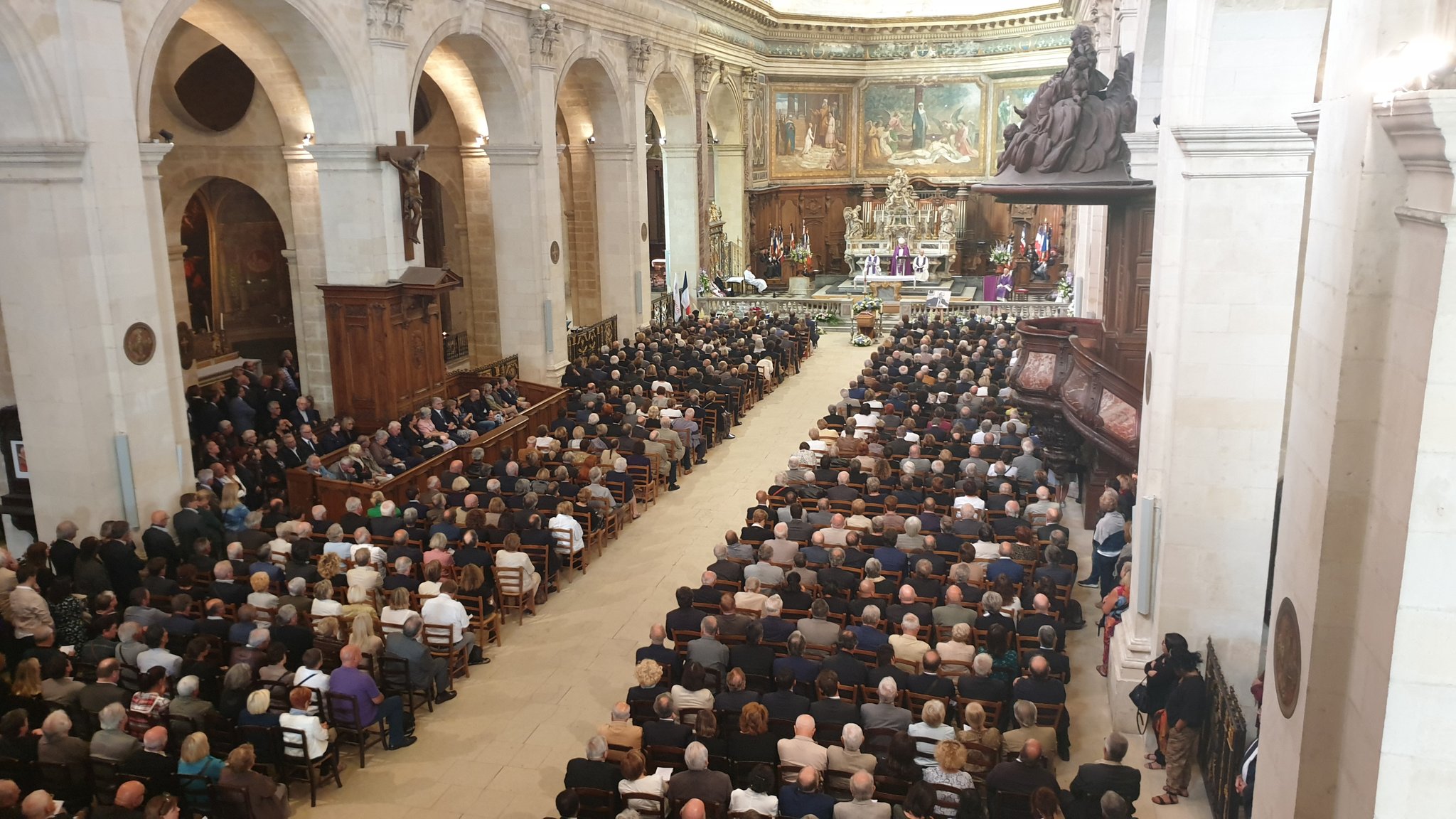 Un touriste de 73 ans agresse un bénévole dans une église pour du gel hydroalcoolique avec une lime à ongles