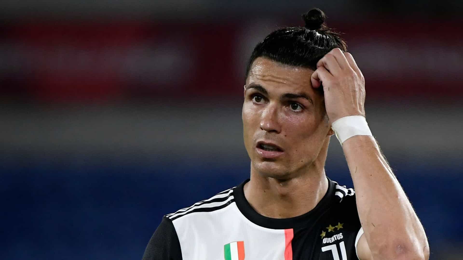 Cristiano Ronaldo positif à la Covid-19, il est accusé d’avoir violé le protocole sanitaire