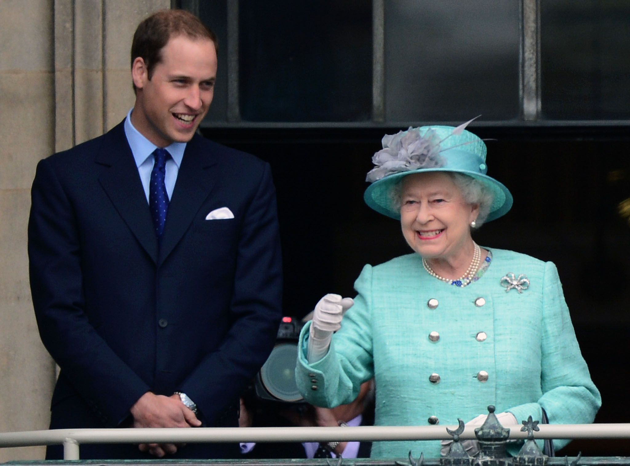 Le prince William : La reine Elizabeth II lui offre un cadeau inestimable