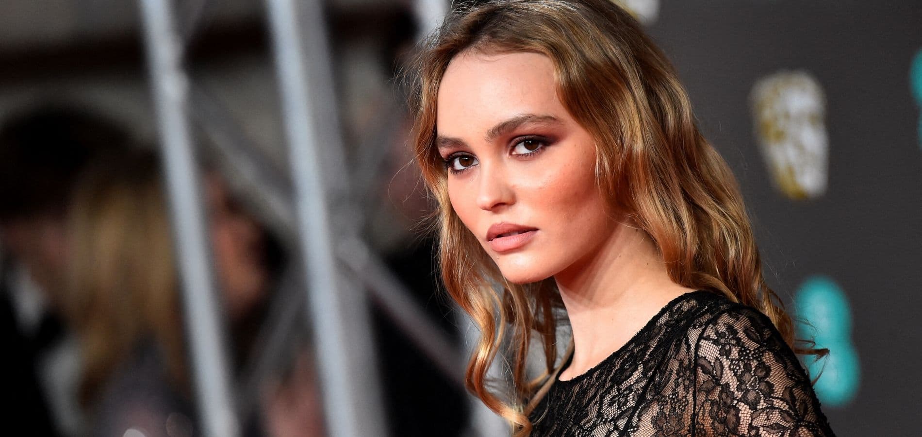 Lily-Rose Depp topless : son &quot;prince charmant&quot; dévoile ses photos sexy